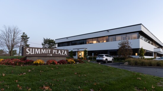 Summit Plaza