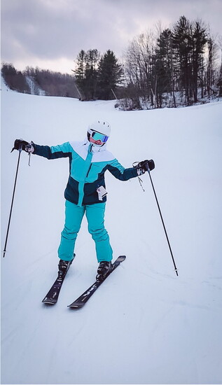 Brianne  Blaszak skiing; Photo credit: Endlessly Outdoors Company