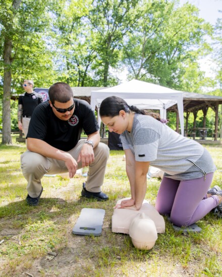 Jordan Bittan instructing CPR  