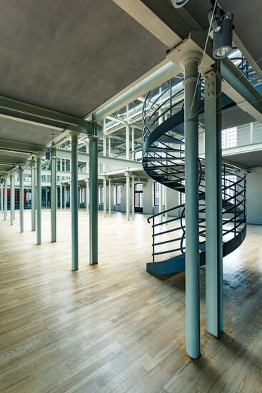 Applegate Wood Floors also handle commercial floor projects. 