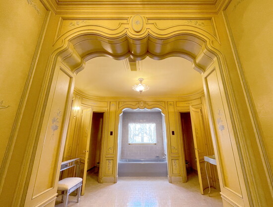 Art Deco wife's bathroom