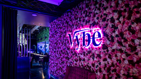 Vybe Supper Club's bold interior. Courtesy Vybe Supper Club