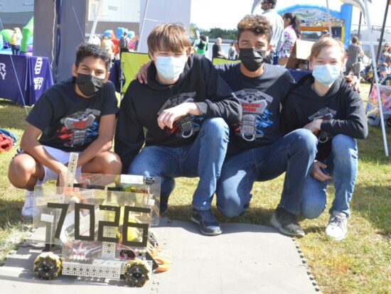 JDroids FTC 7026 Showed Their Skills At Wayne Day