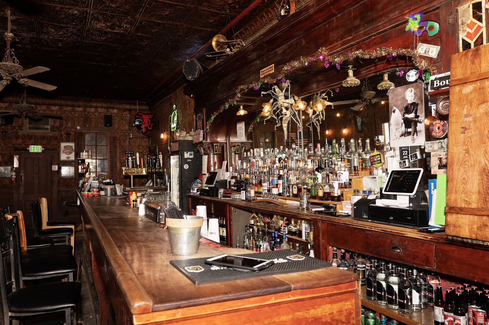 Exploring a Century-Old Classic Western Bar