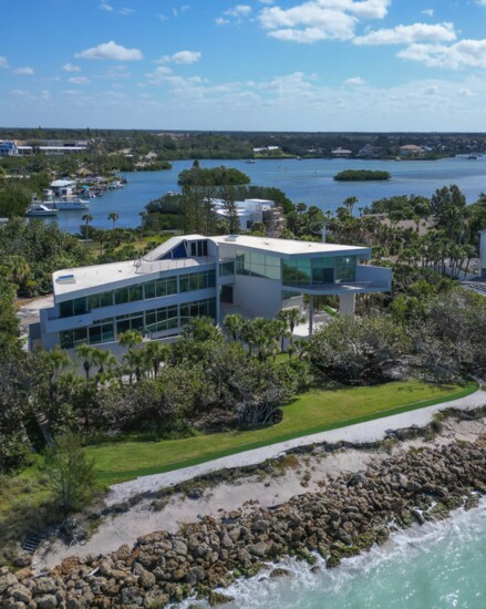 This Carl Abbott Contemporary at 4019 Casey Key Road offers breathtaking, panoramic views of the Gulf of Mexico (CMS Photography). 