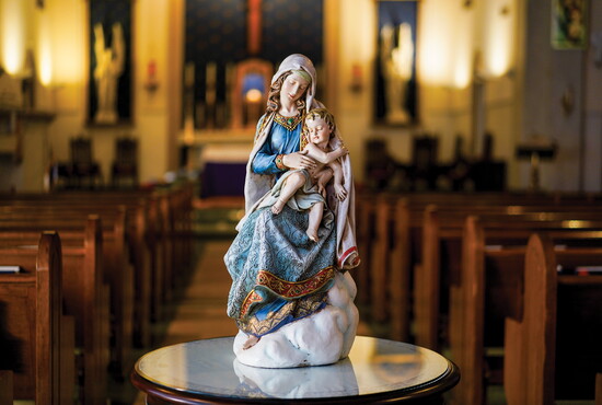 Mary with Jesus, ceramic statue 