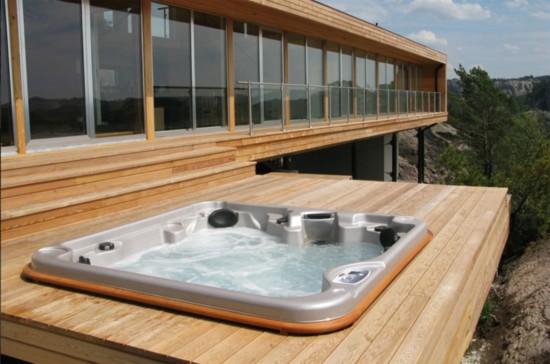 Arctic Spas available at Mauls Highlakes Spas, MaulHottubs.com