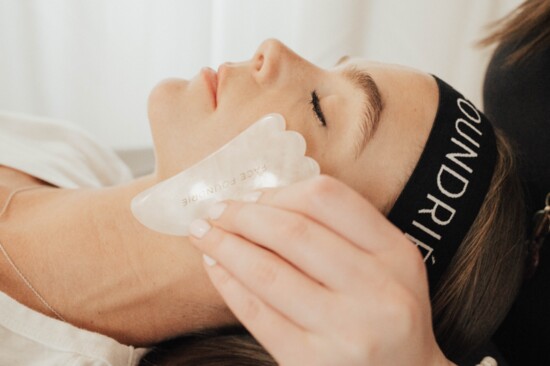 3/ Gua Sha Enhancement lifts and tightens skin