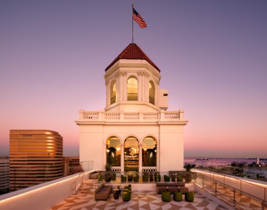 360-degree views can be enjoyed at Halo, the hotel's trendy rooftop lounge. (Fairmont Breakers Long Beach)