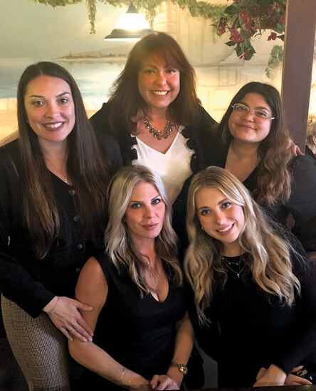 Back row: Debye with her daughters, Angie (L) and Fotini (R)  Front row: Daughter Brittania (L) and granddaughter Ashlinn (R)