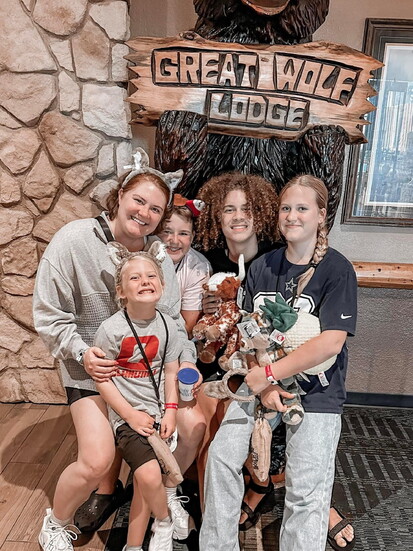 Another Manda Strong mom making local memories with her family // Provided by Manda Strong Foundation