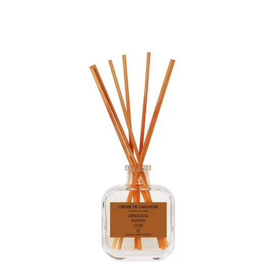 Cirerie de Gascogne’s elegant autumn collection diffuser combines brandy, saffron, and leather for a space that smells like fall.