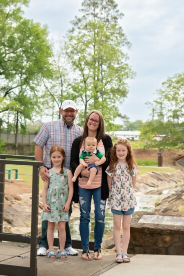 H&H Landscape is a family owned business - meet the Holmes family!