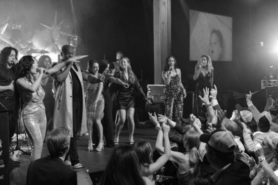 The 2024 Shake It For Shea event featured a performance by the Bobby Attiko Band, Kira and Mark's wedding band. Photo by Fred Marcus Photography.