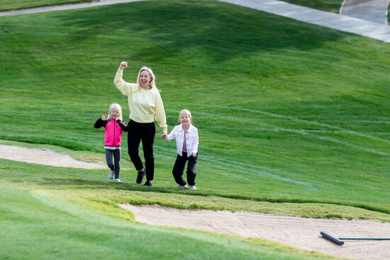 Cherring on big sister!