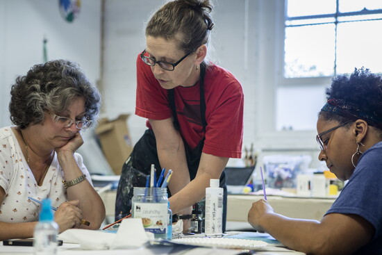 Class at McGuffey Art Center. Photo Credit: Stacey Evans.