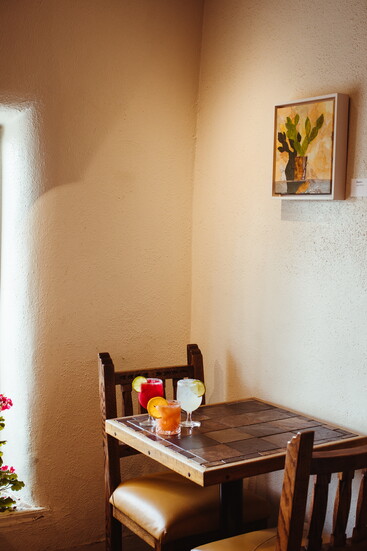 Taos Inn - Ren Creativ