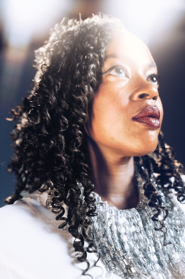 Fitz and the Tantrums’ co-lead singer, Noelle Scaggs, known for her powerhouse vocals and fearless style.