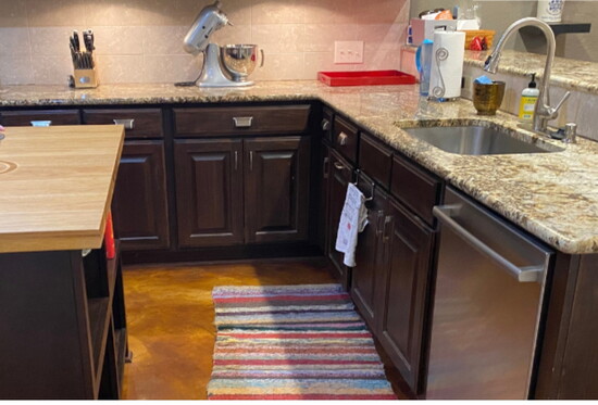 BEFORE: A dated kitchen ready for a remodel.
