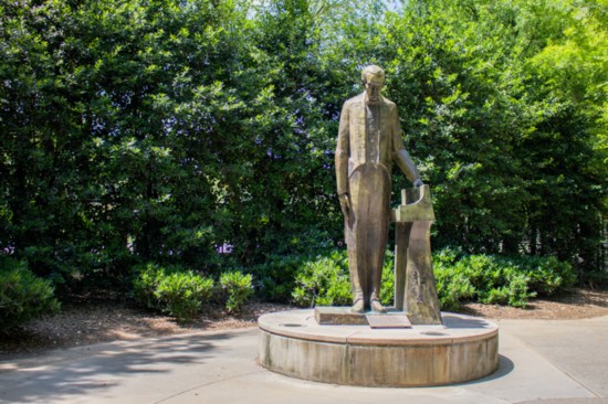 Rachmaninoff Statue