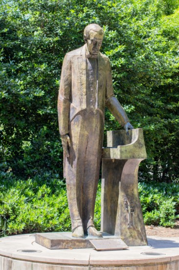 Rachmaninoff Statue