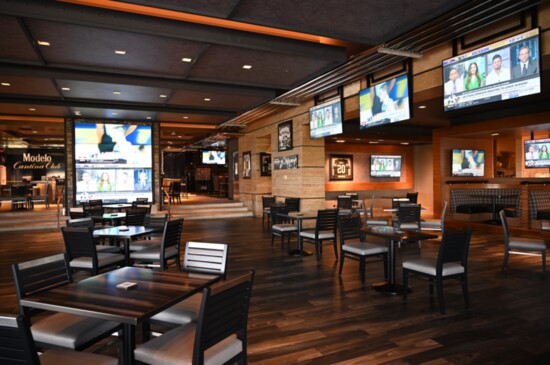 Drink and dine while surrounded by Raiders’ memorabilia at Raiders Tavern & Grill