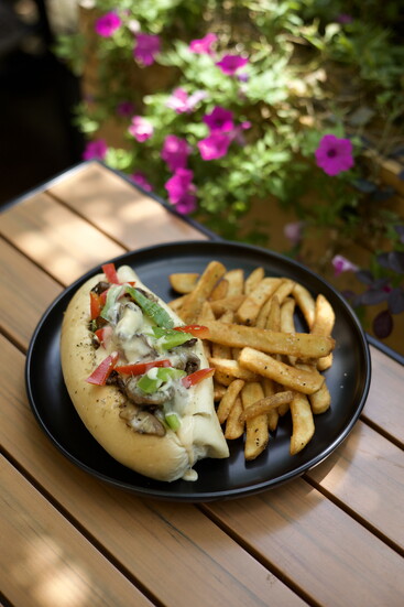 Steak Erie Beezr