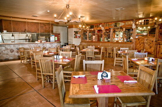 The Steak Out in Sonoita is usually jam packed with hungry travelers!