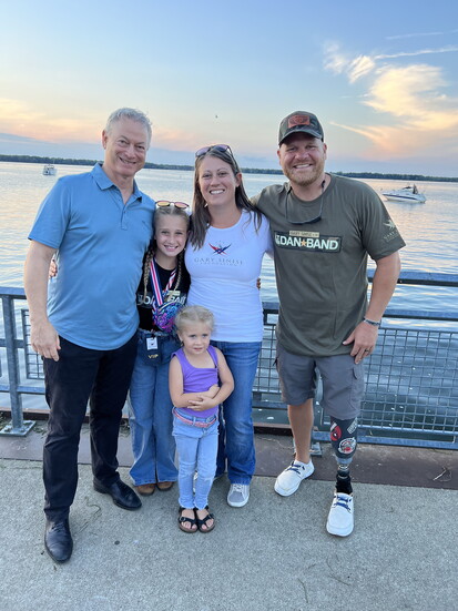 The Ohmer Family meeting Gary Sinise, photo by Gary Sinise Foundation