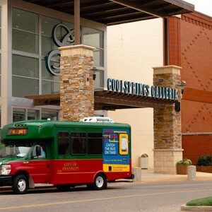 How to get to CoolSprings Galleria in Franklin by Bus?