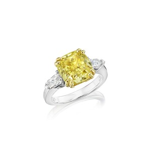 diamonds%20direct-yellow%20ring%20rd40000863-300?v=3