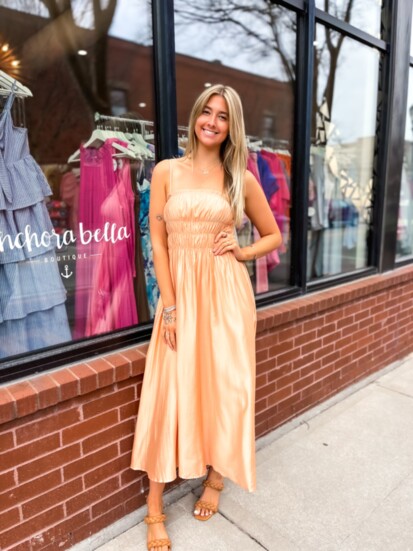 Flowy Pleated Summer Maxi Dress – Peach