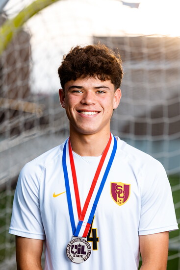 Kainoa Carlsward | #4, Defender | Summer Creek High School, Junior