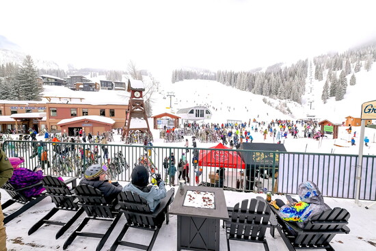 Taps Bar at Schweitzer