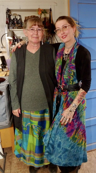 Christy Hales and daughter Dee Devine