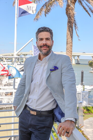 Dr. Leandro Perez - DexaFit