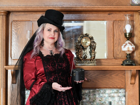 Southern Ghost Girls Tours Lead Investigator Lesley Ann Hyde