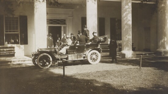 Theodore Roosevelt arrives at The Hermitage in 1907. 