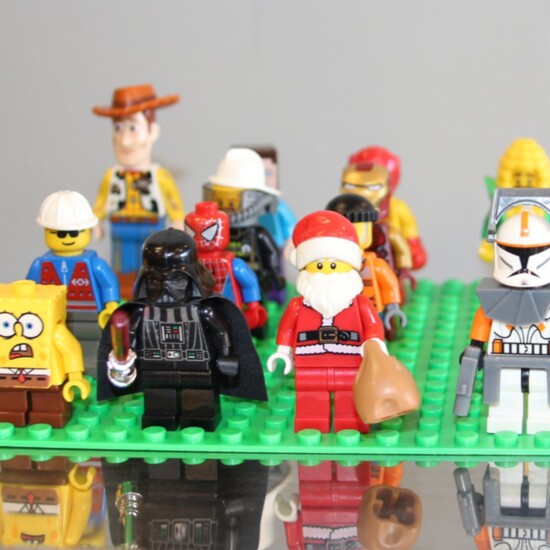 (3) The Minifig Shop 