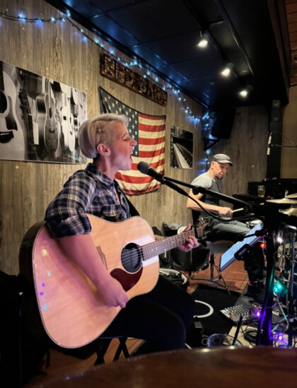 Rockin' at the Red Barn with Bryan Sansom. Photo: Stephen Neilson.