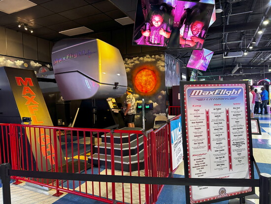 MaxFlight simulator
