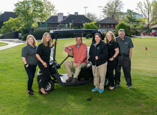 Left to right: Kristi Tatro and Jenny Ensley (BB4K), Andy Horn (PGA Golf Pro), Marianne Morris (LPGA Golf Pro), Dynette Clark (BB4K), Chris Blake (Event Chair).