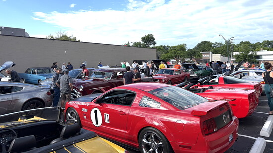 Parking at Pasteiner's: a meeting place for car enthusiasts.