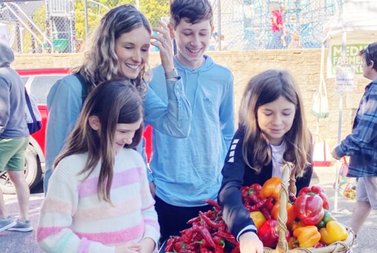 Kathryn Hall and her children at Media Farmer's Market