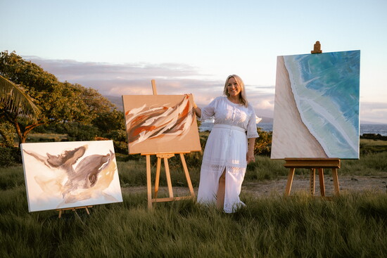 Chrissy Newman, founder of Aloha Abstracts