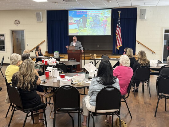 Tim Speaking at The Lebanon Rotary