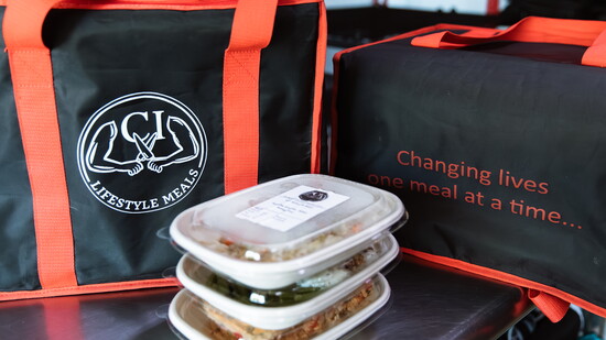Meals in 100% compostable packaging