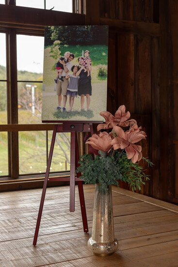 Child Health Partnership celebrating 35 years of service in the community at Southwest Mountain Vineyards. Photo Credit: Michael Tietgen/Familiar Studios