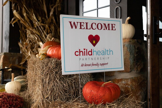 Child Health Partnership celebrating 35 years of service in the community at Southwest Mountain Vineyards. Photo Credit: Michael Tietgen/Familiar Studios