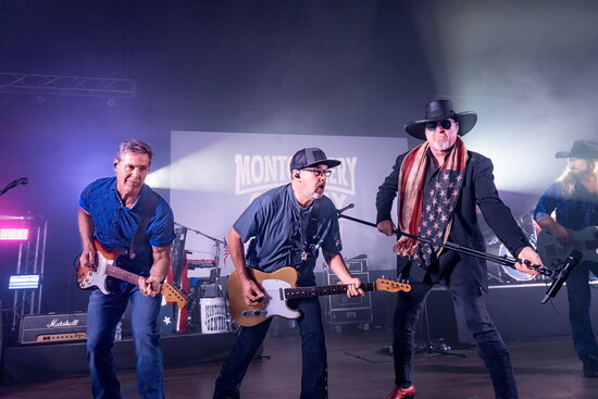 Eddie Gentry of Montgomery Gentry put on an electrifying performance.